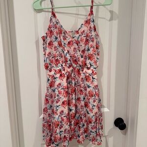 Francesca’s Floral Mini Dress🌸